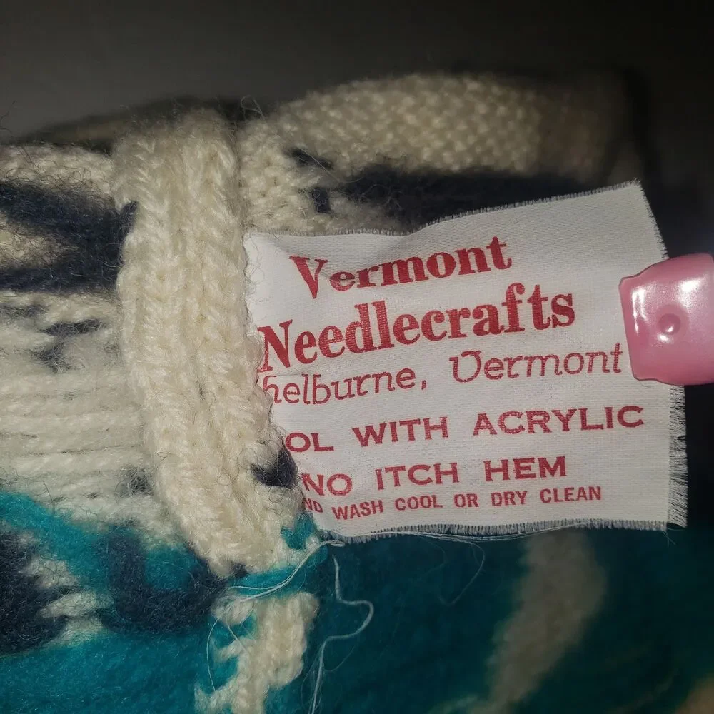 Vermont Needlecrafts Vintage Winter Wool Beanie Hat Ivory with Geometric Print